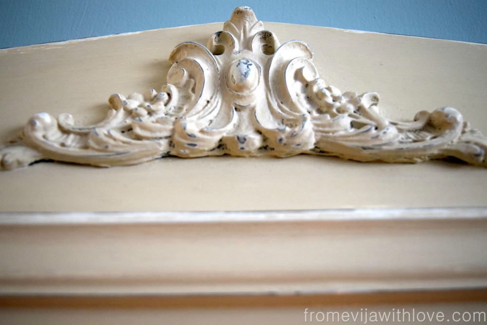 beautiful-shabby-chic-moulding