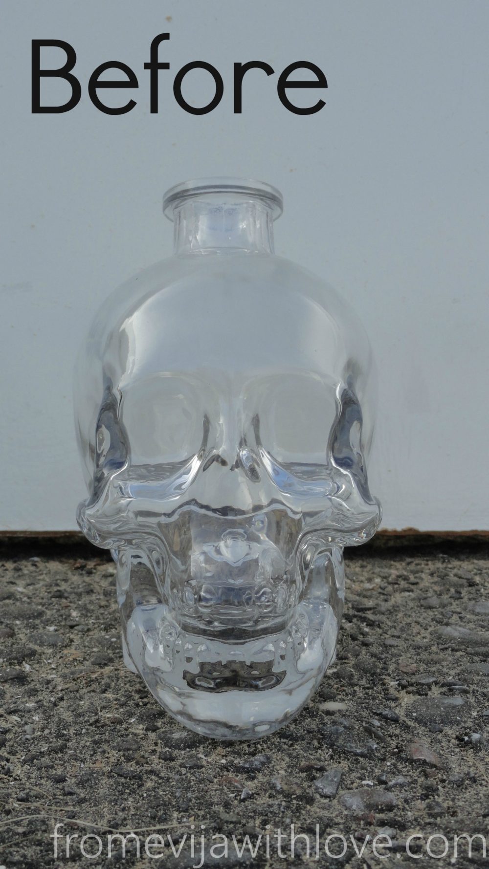 glass-skull-before
