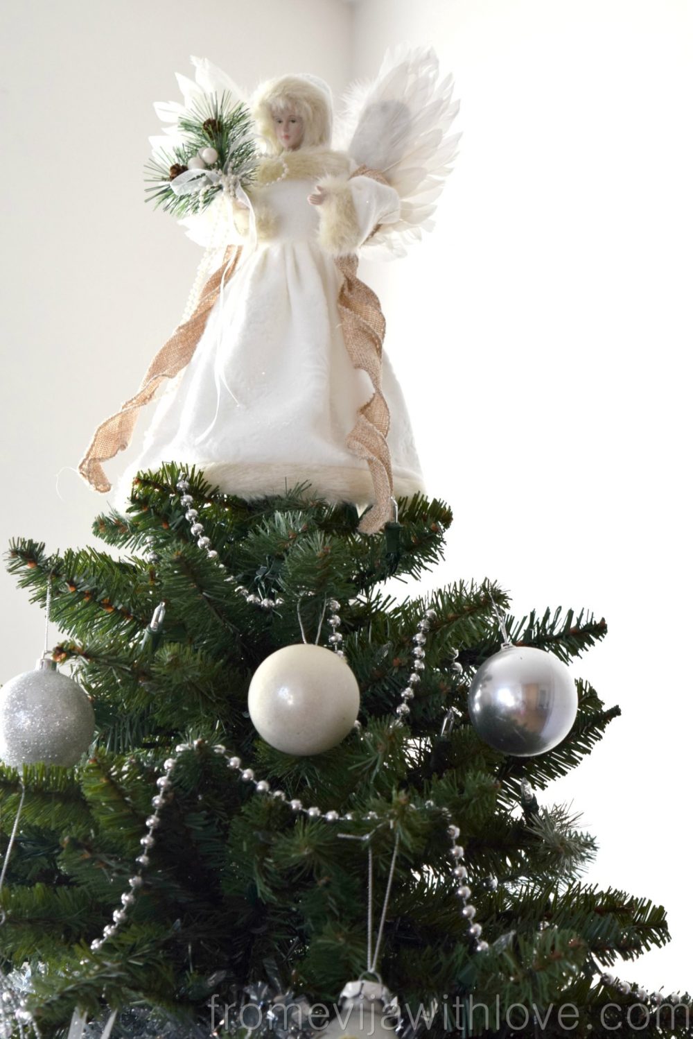 christmas-tree-angel