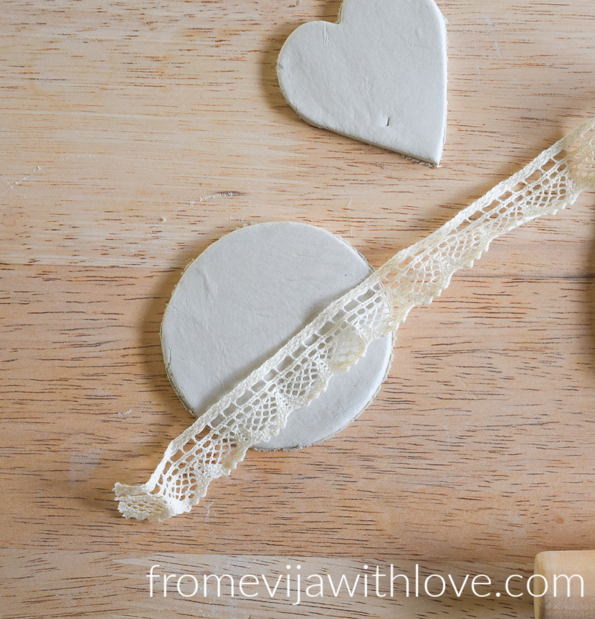 Beautiful Christmas air clay ornament using lace ribbon